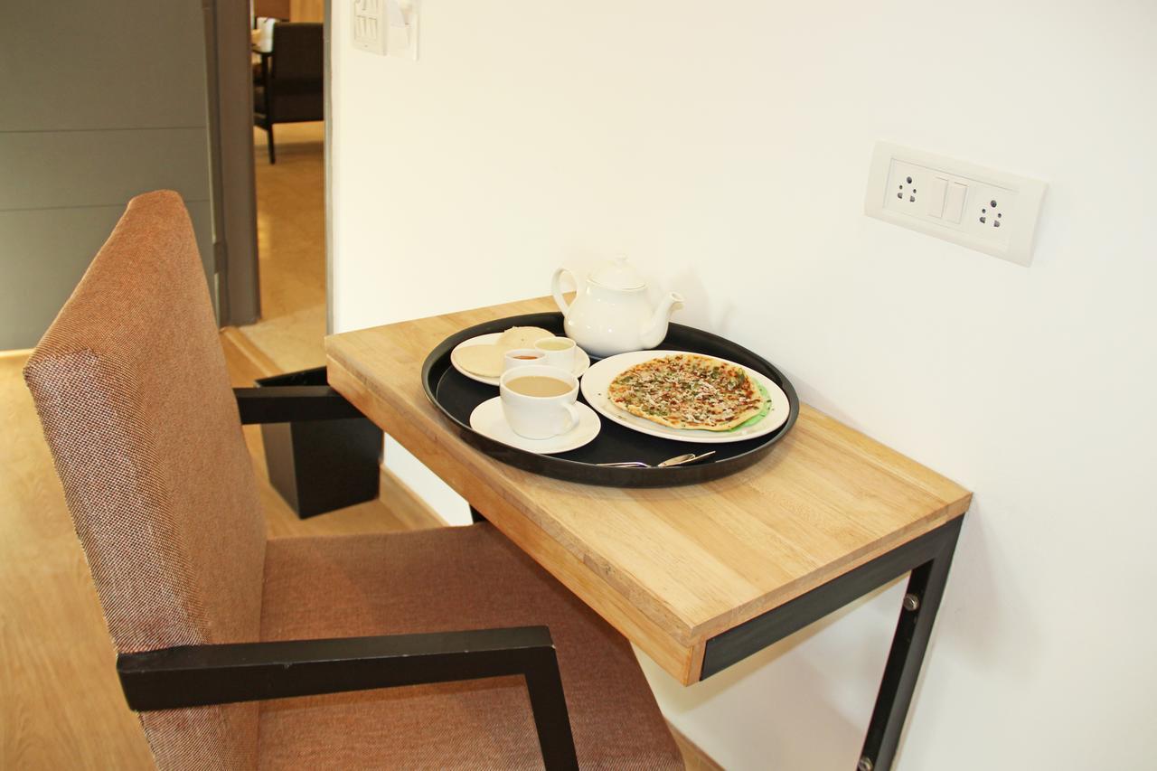 Oyo 9060 Sri Sai Guest Inn Bangalore Ngoại thất bức ảnh