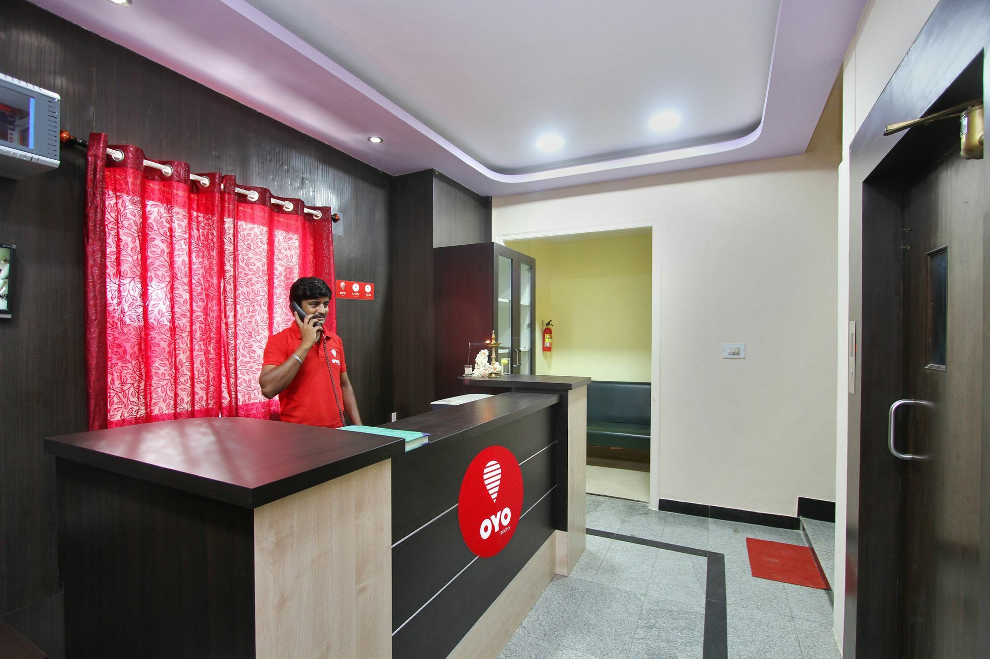 Oyo 9060 Sri Sai Guest Inn Bangalore Ngoại thất bức ảnh